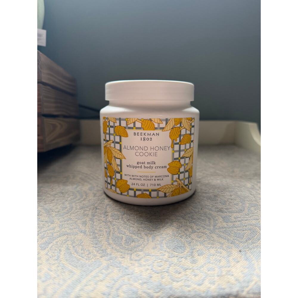 Beekman Whipped Body Butter in Almond Honey Cookie 710 mL